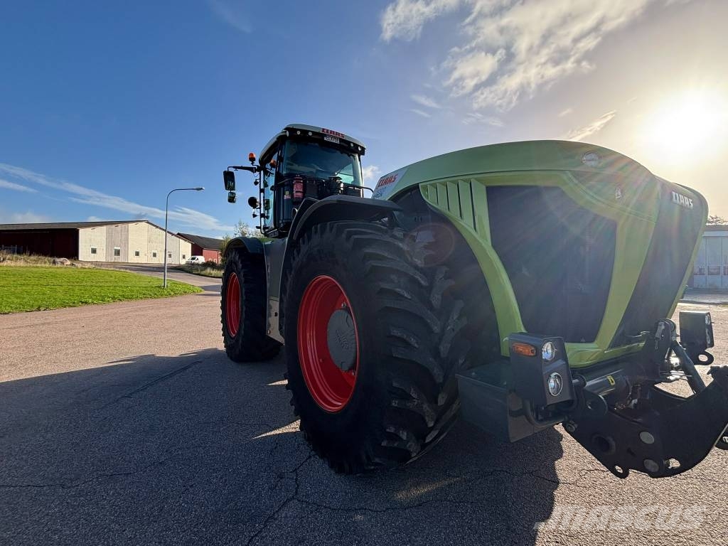 CLAAS Xerion 5000 Trac VC Traktorit