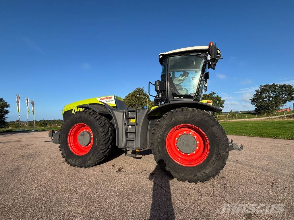 CLAAS Xerion 5000 Trac VC Traktorit