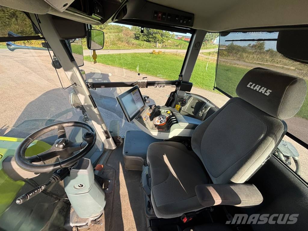 CLAAS Xerion 5000 Trac VC Traktorit