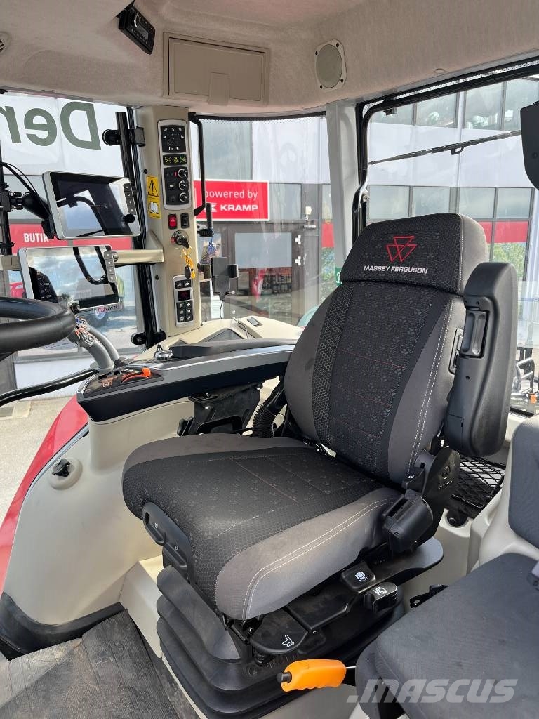 Massey Ferguson 7S.210 DEMO Traktorji