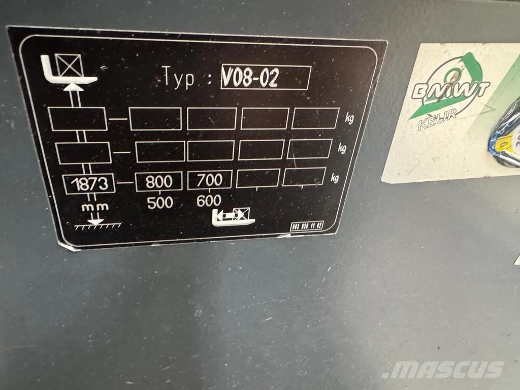 Linde V08-02 Medium lift order picker