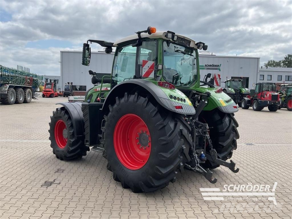 Fendt 724 VARIO GEN6 PROFI PLUS Tratores Agrícolas usados