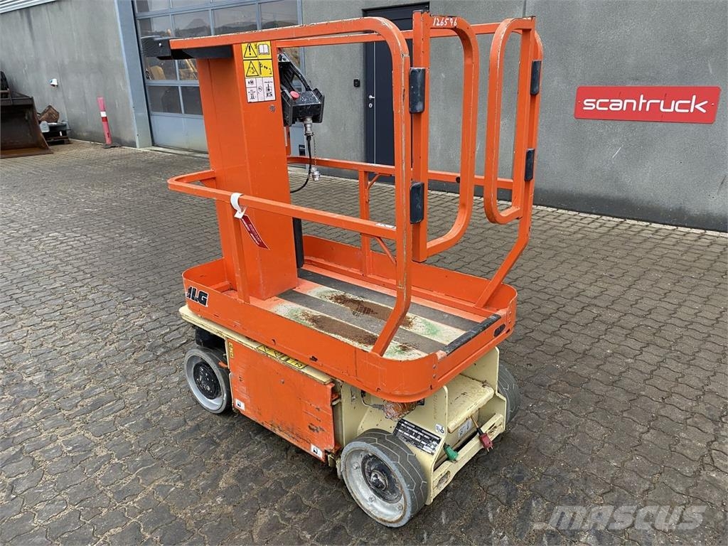 JLG 1230ES Vertical mast lifts
