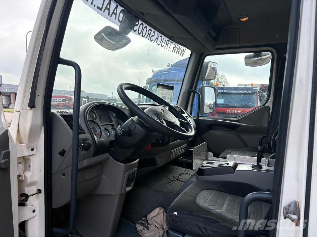 DAF LF 55,250 + elevator + euro 5 Camion Fourgon