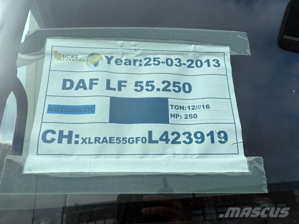 DAF LF 55,250 + elevator + euro 5 Camion Fourgon