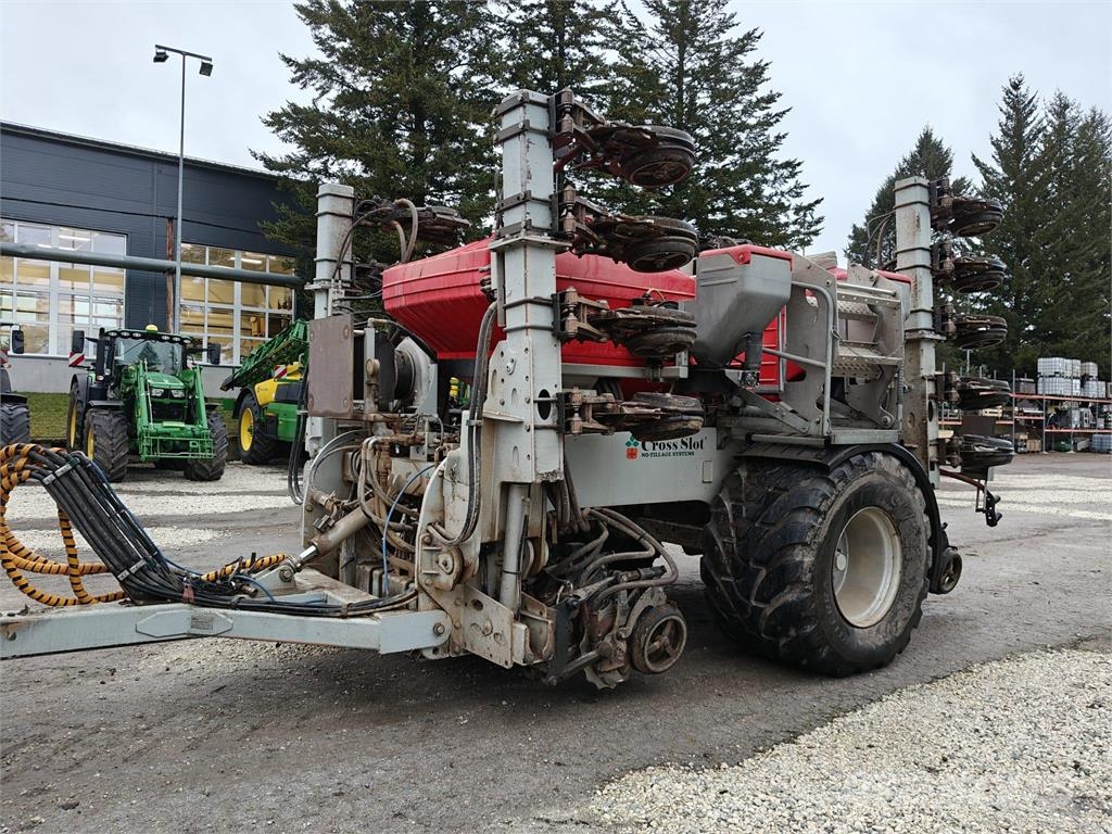 Cross Slot D25TEM5 Sejalnice