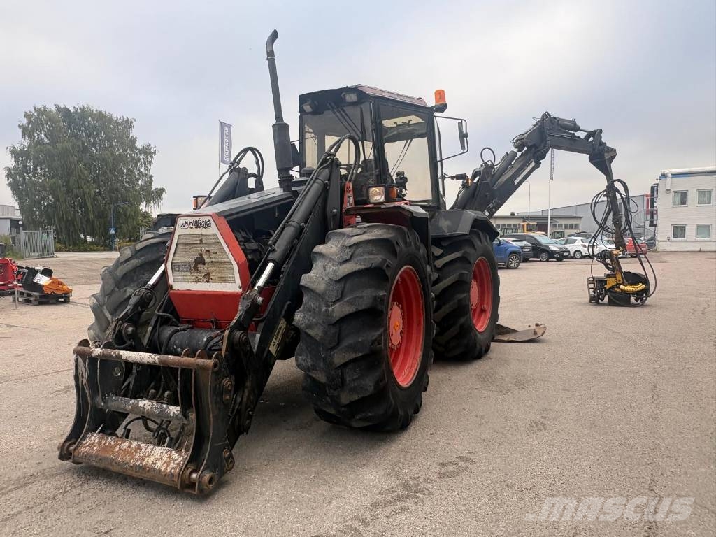 Huddig 960 C6 gårdsmaskin med skördar-aggregat Ekskavaatorlaadurid