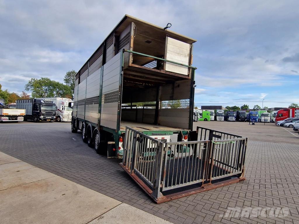 Scania P114-340 8x2*6 - Livestock 1 deck / Cattle - 3x st Dzīvnieku pārvadāšanas transports