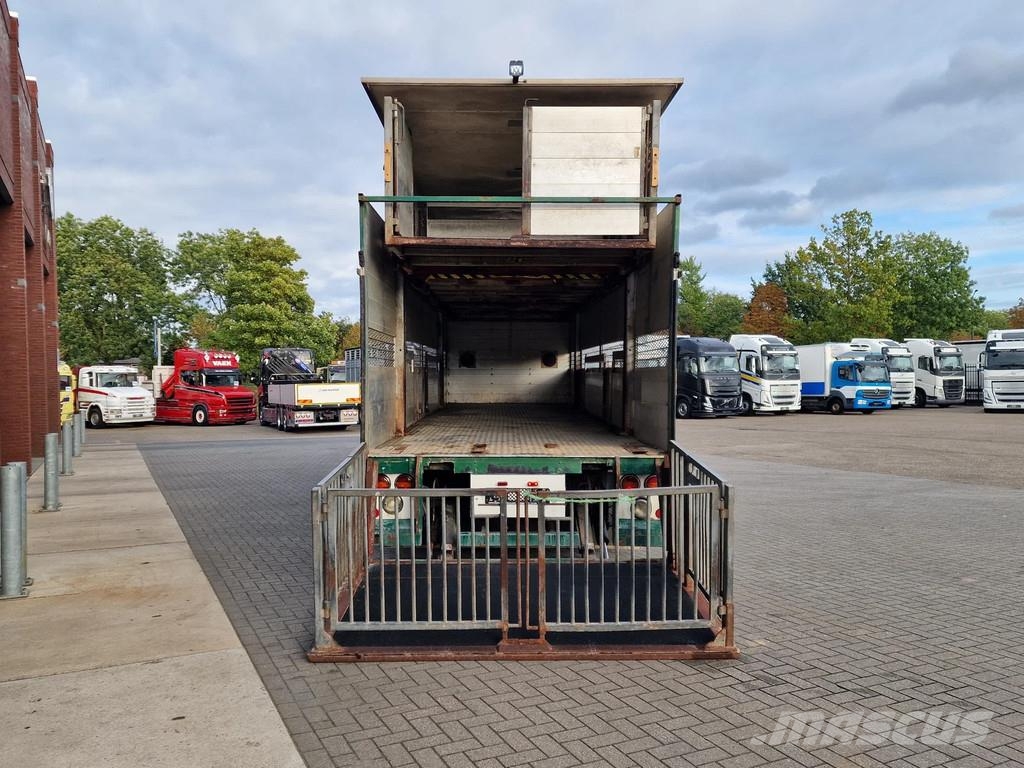Scania P114-340 8x2*6 - Livestock 1 deck / Cattle - 3x st Dzīvnieku pārvadāšanas transports
