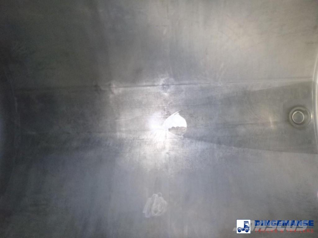 LAG Chemical tank inox L4BH 32.5 m3 / 3 comp Tankopleggers