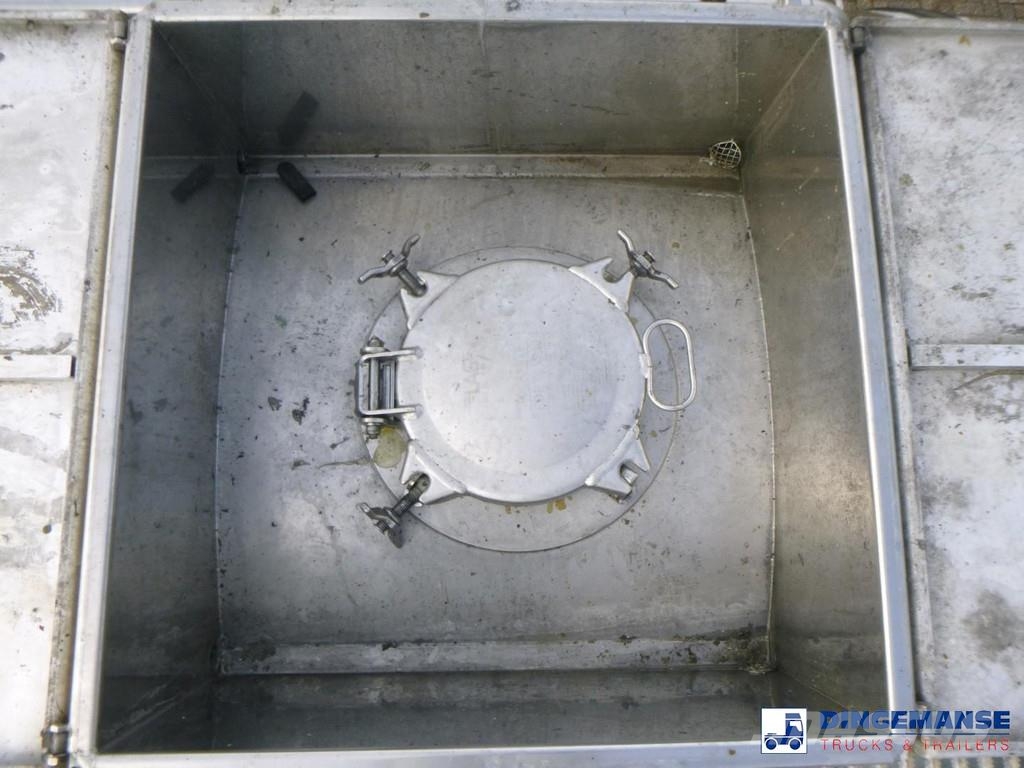 LAG Chemical tank inox L4BH 32.5 m3 / 3 comp Tankopleggers