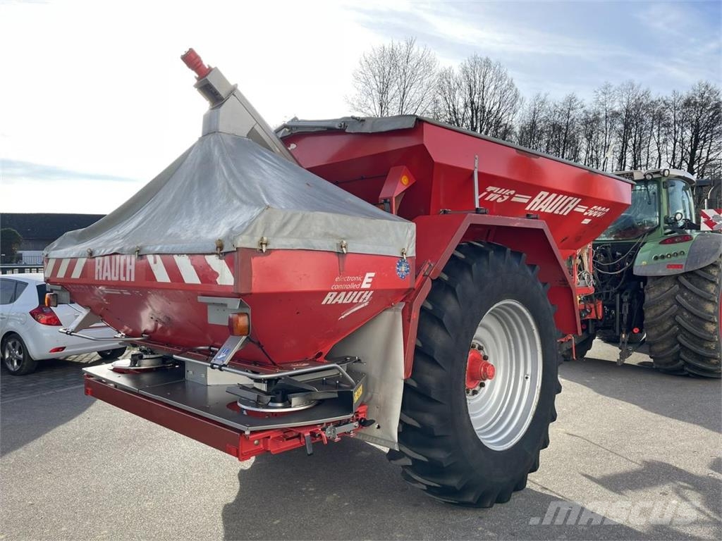 Rauch TWS 5000 Düngerwagen + Anbaustreuer Axera H-EMC Mineral spreaders