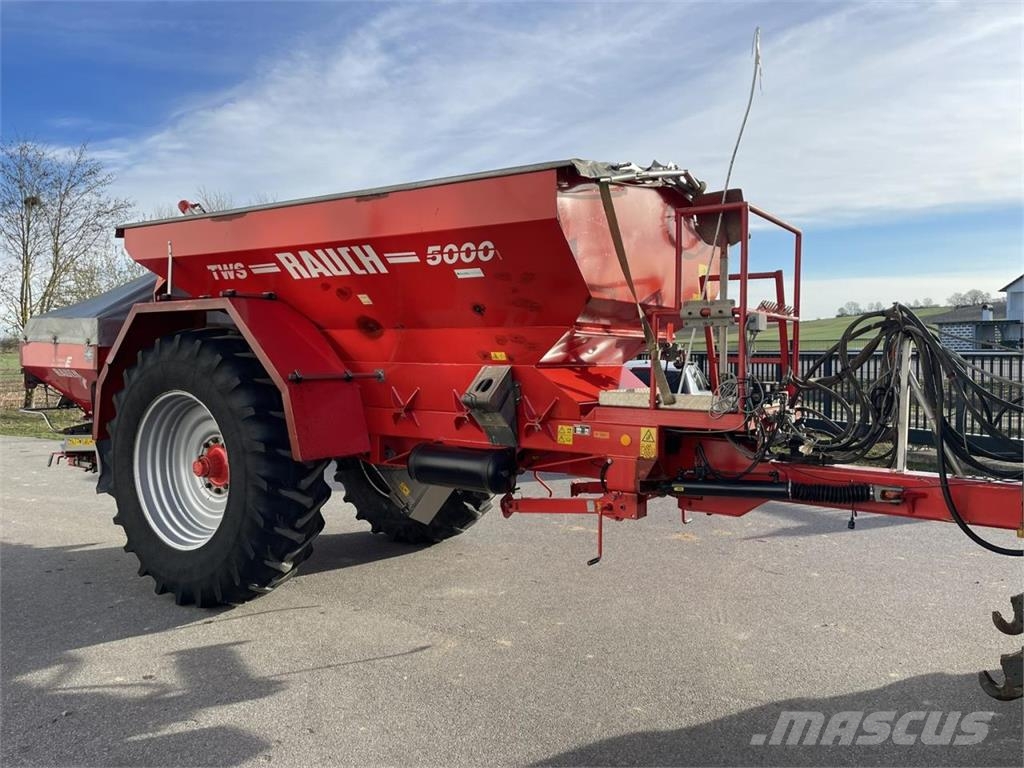 Rauch TWS 5000 Düngerwagen + Anbaustreuer Axera H-EMC Mineral spreaders