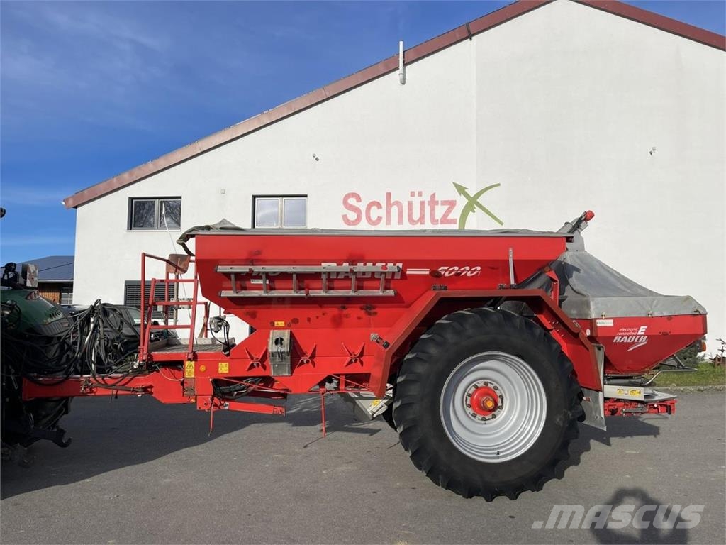 Rauch TWS 5000 Düngerwagen + Anbaustreuer Axera H-EMC Mineral spreaders