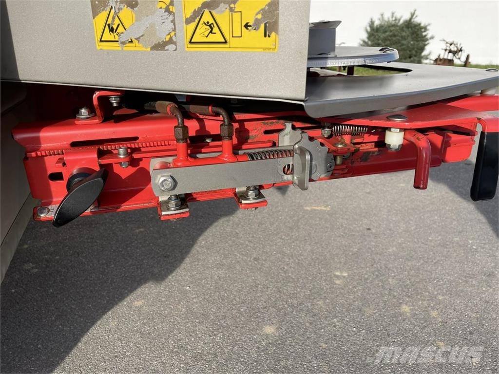 Rauch TWS 5000 Düngerwagen + Anbaustreuer Axera H-EMC Mineral spreaders