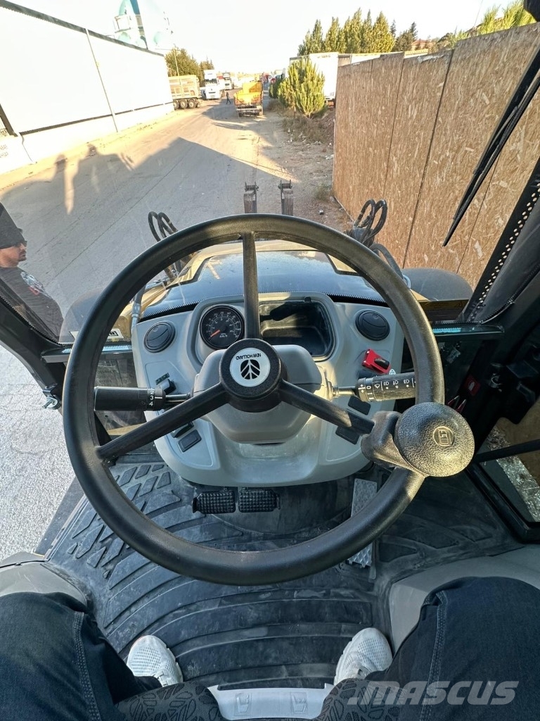New Holland B 115 B Rýpadlo-nakladače