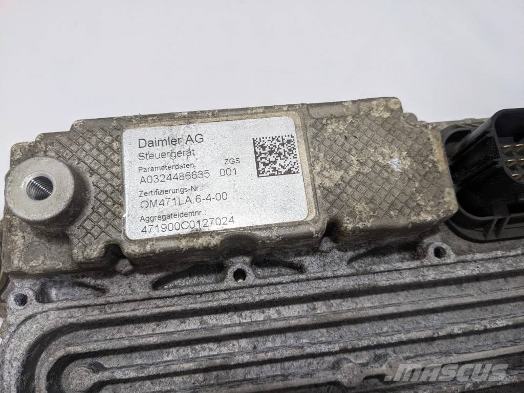Mercedes-Benz Motorsteuergerät A0014465035 / A 001 446 50 35 Componentes electrónicos