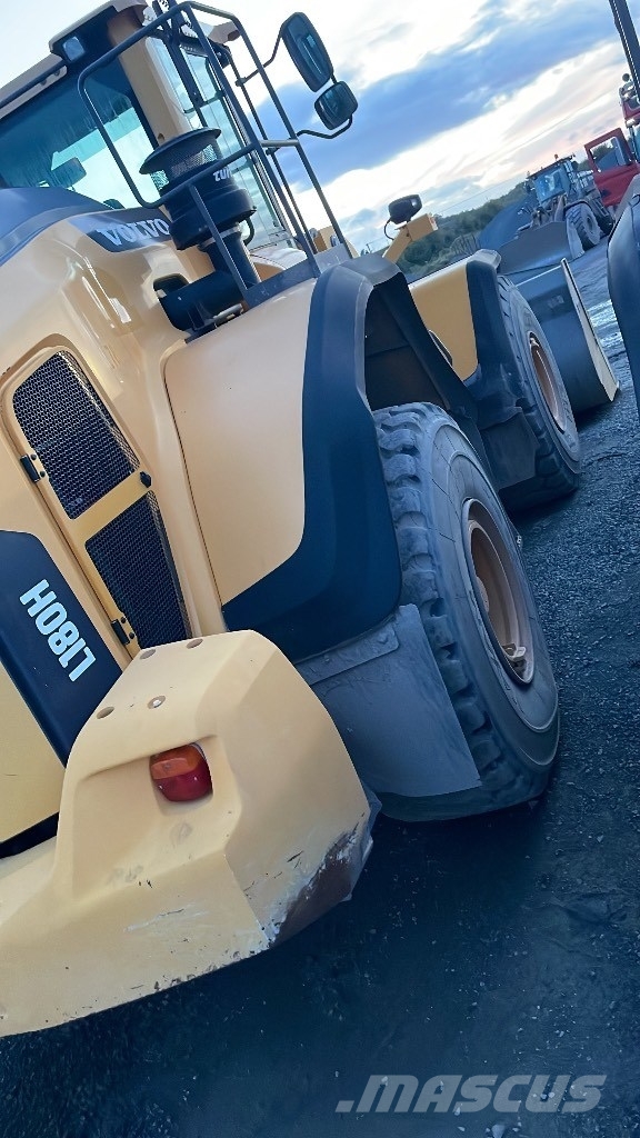 Volvo L180H Incarcator pe pneuri