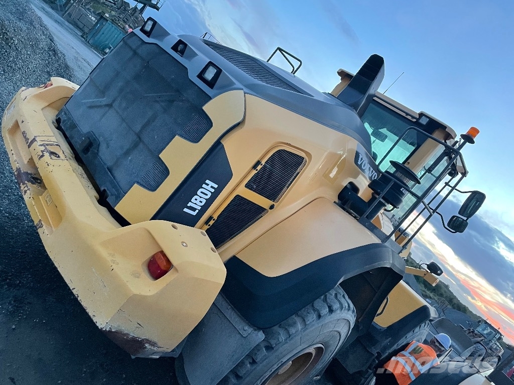 Volvo L180H Incarcator pe pneuri