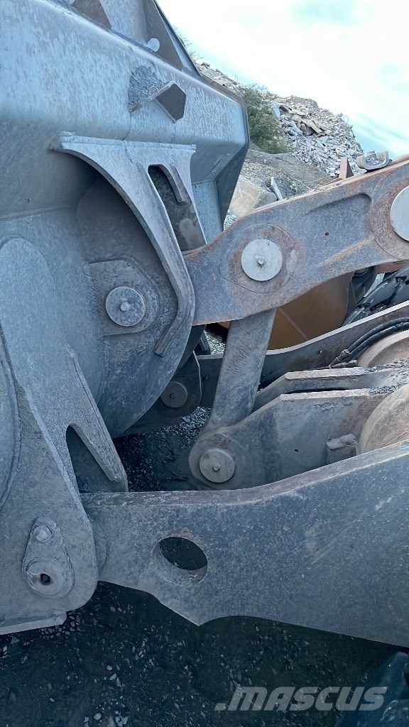 Volvo L180H Incarcator pe pneuri