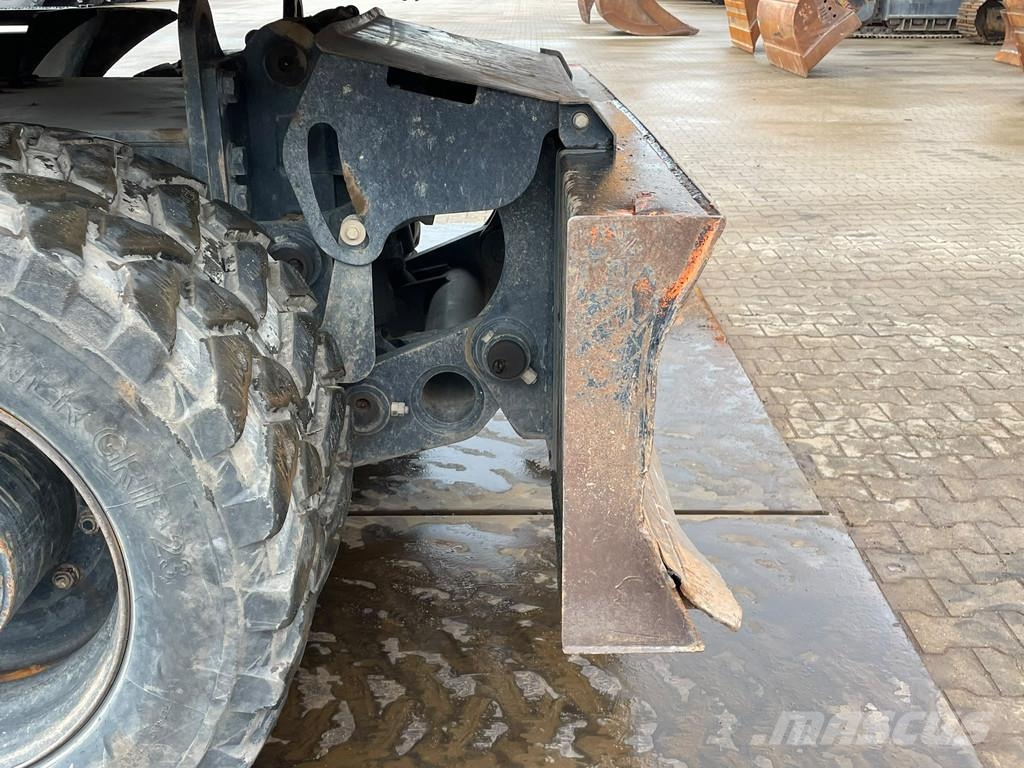 Hitachi ZX190W-6 Колёсные экскаваторы