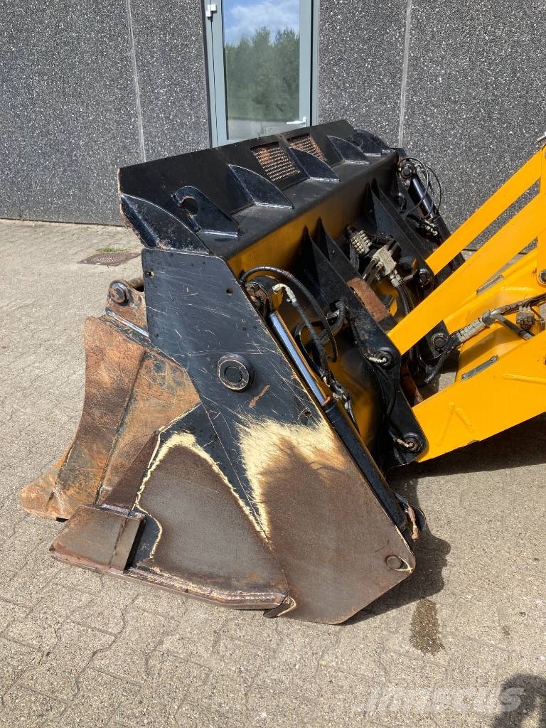 JCB 4 CX Retroescavadeiras