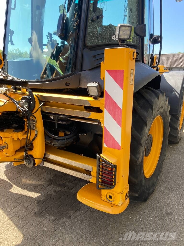 JCB 4 CX Retroescavadeiras