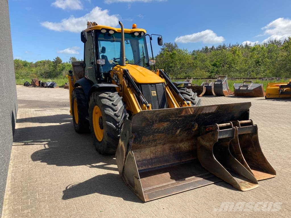 JCB 4 CX Retroescavadeiras