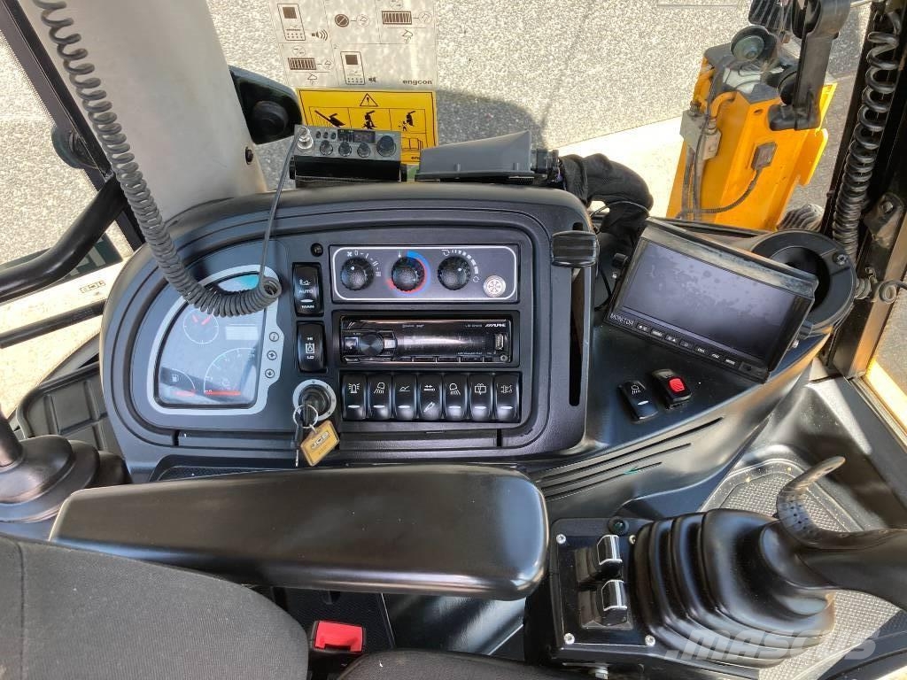 JCB 4 CX Retroescavadeiras