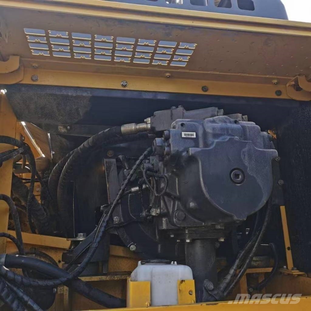 Komatsu 450LC-8 Εκσκαφείς με ερπύστριες