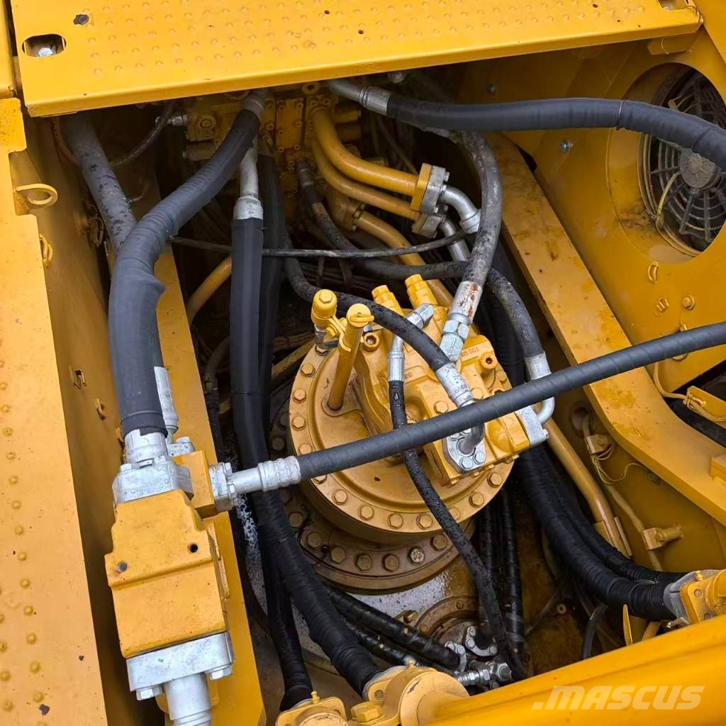 CAT 336 E Гусеничні екскаватори