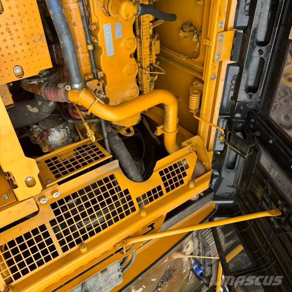 CAT 336 E Гусеничні екскаватори