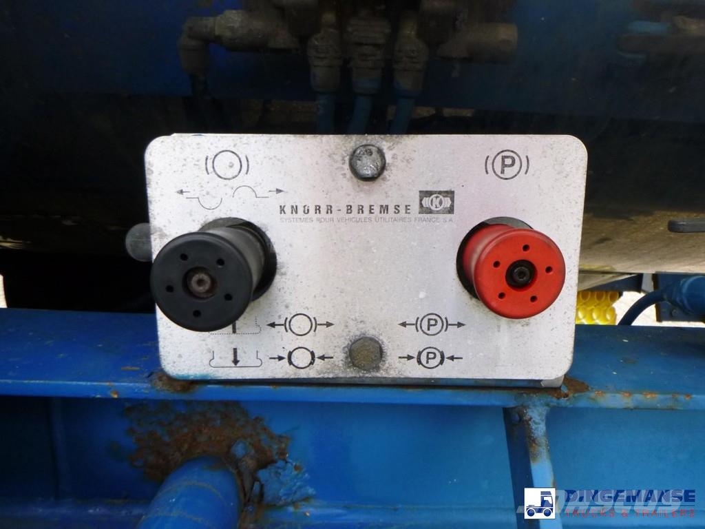Magyar Chemical tank inox L4BH 32.9 m3 / 1 comp Tanktrailer