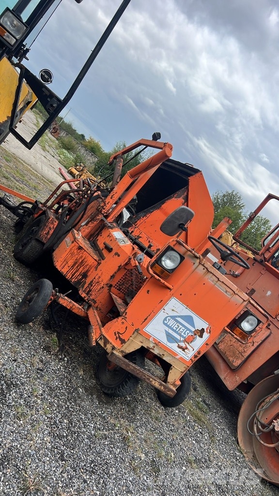 Strassmayr S 25 500 GH كابينة والداخلية