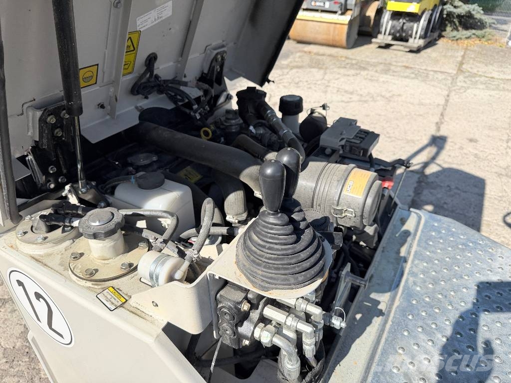 JCB 1T-2S5 1 TON Hi-Tip Wozidła kolebkowe