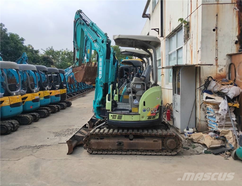 Yanmar Vio 30 小型挖掘机