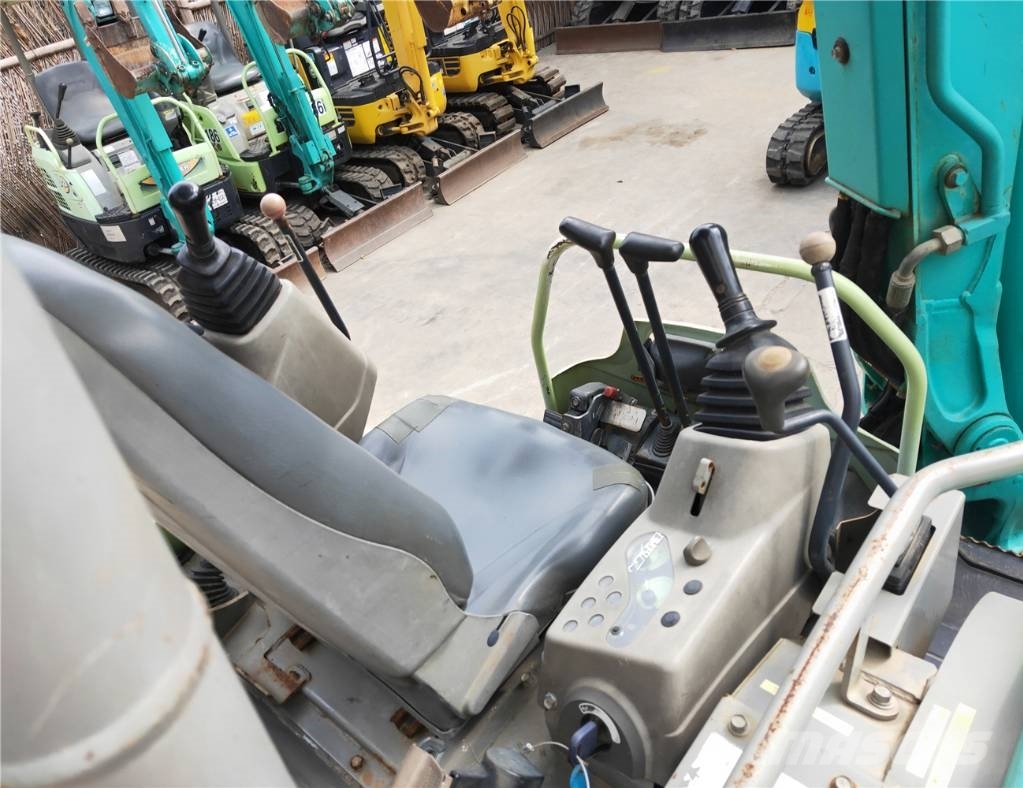 Yanmar Vio 30 小型挖掘机