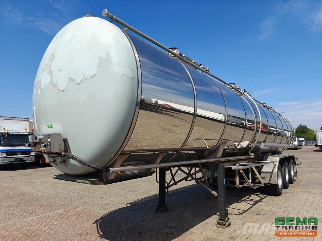 Burg BPO 12-27 Z Insulated Stainless Steel Tank 32,450L 罐體半拖車