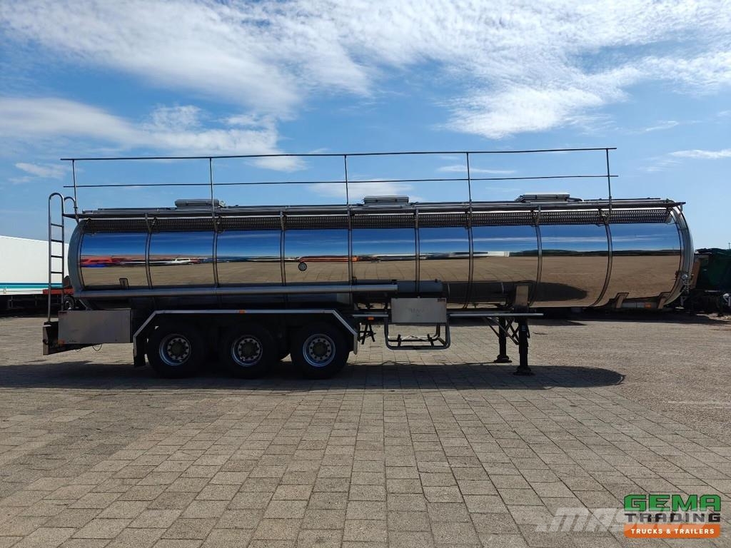 Burg BPO 12-27 Z Insulated Stainless Steel Tank 32,450L 罐體半拖車