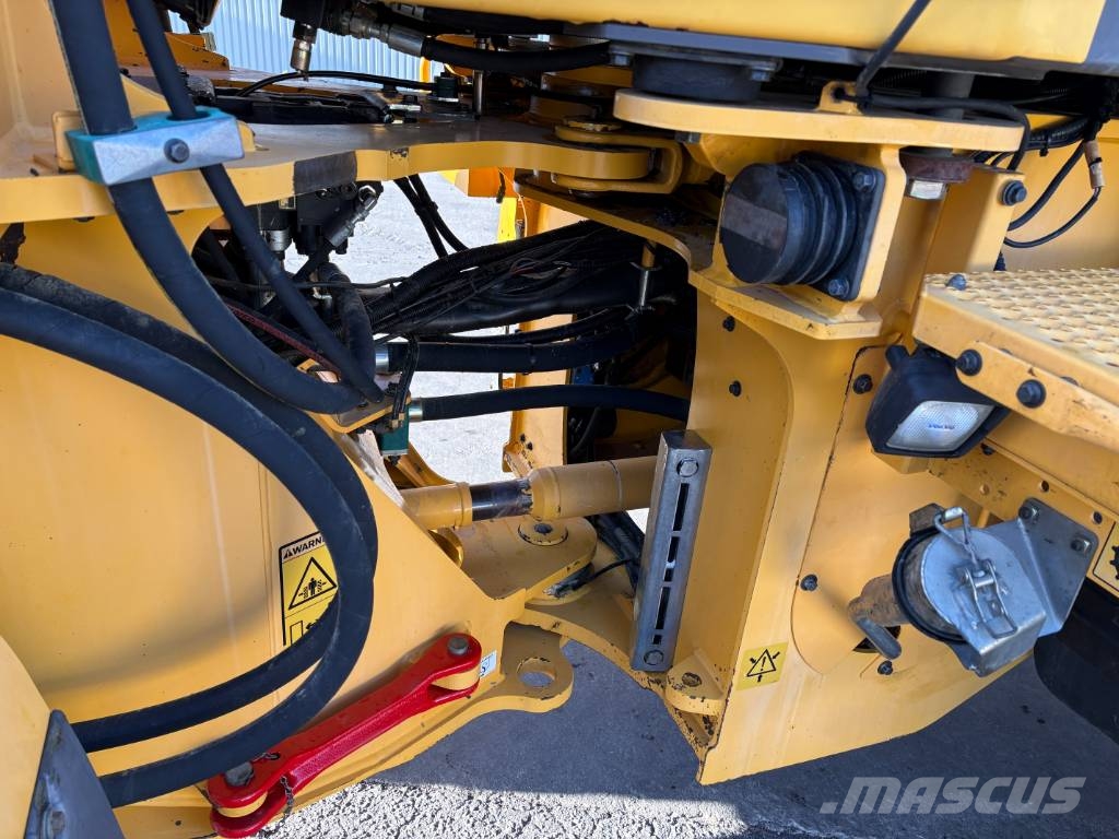 Volvo L90F lastmaskin, spakstyrning, vinterdäck Hjullastare