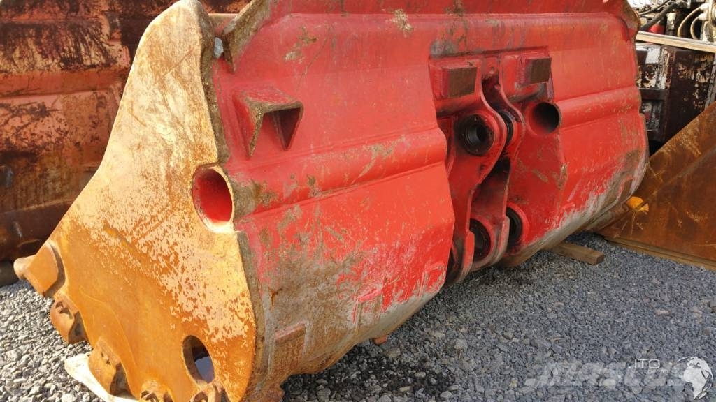 Sandvik LH208 Maanalaiset lastauskoneet