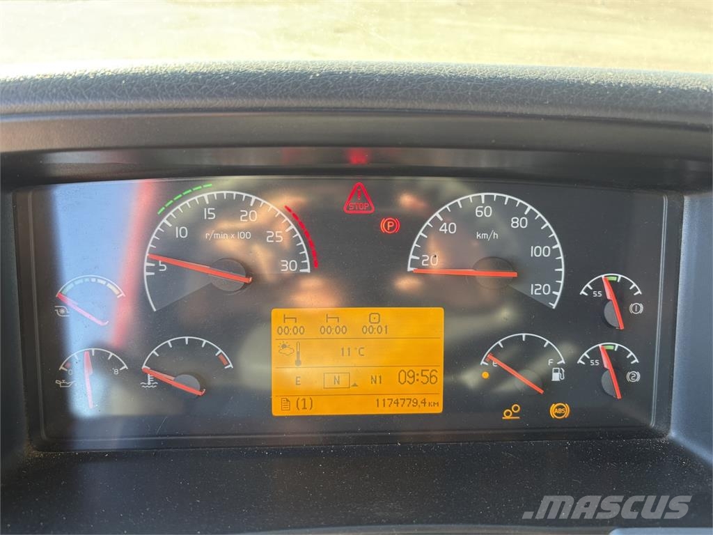 Volvo FH480 6x2 Razstavljivi tovornjaki z žičnimi dvigali
