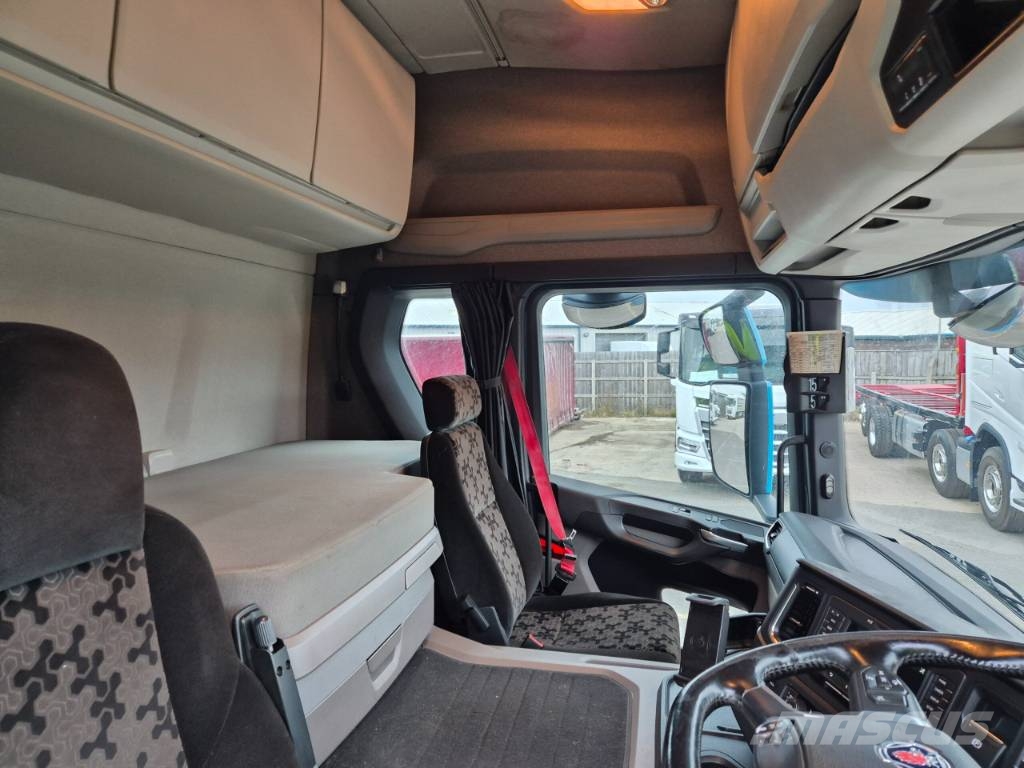 Scania P 450 Camiones tractor