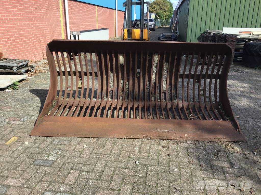 Eurosteel div bakken Kašike / Korpe