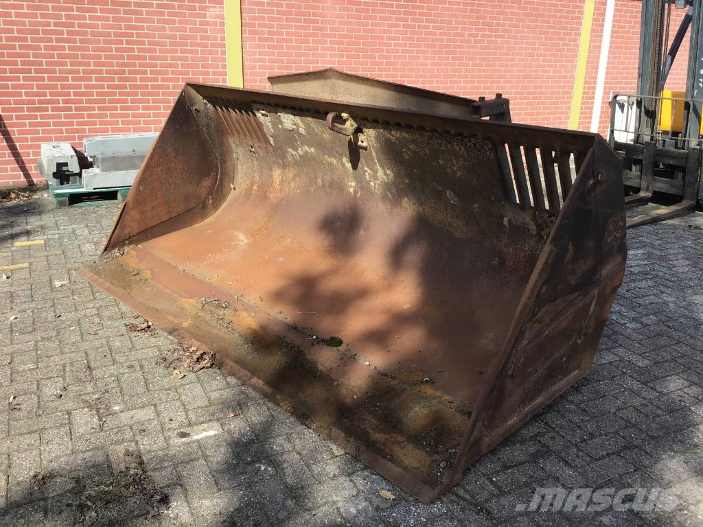 Eurosteel div bakken Kašike / Korpe