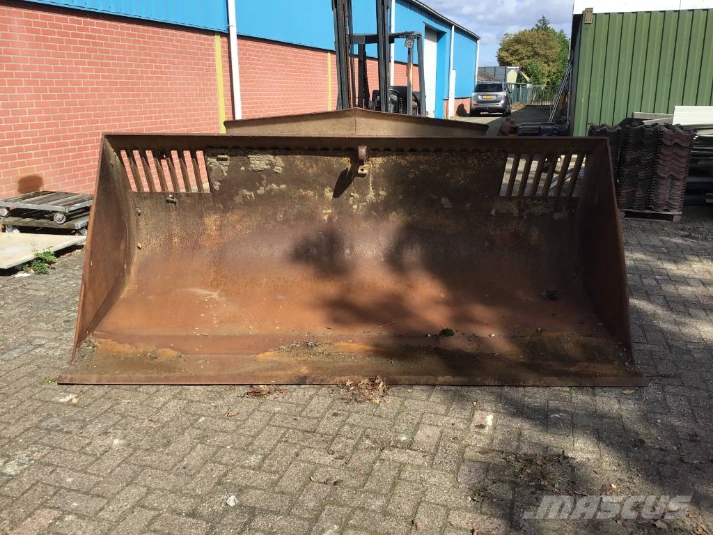 Eurosteel div bakken Kašike / Korpe