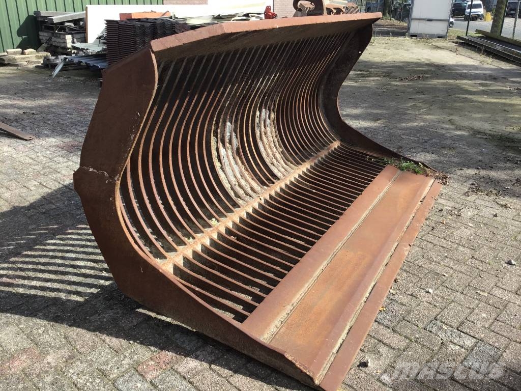 Eurosteel div bakken Kašike / Korpe