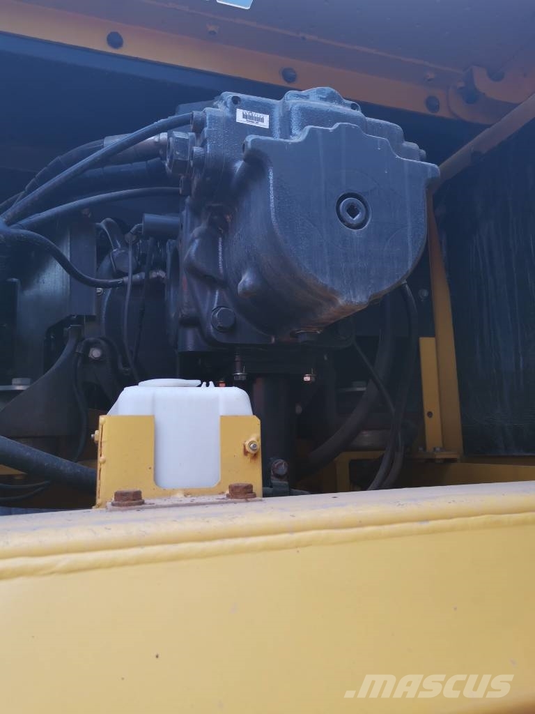 Komatsu PC 450-8 Εκσκαφείς με ερπύστριες