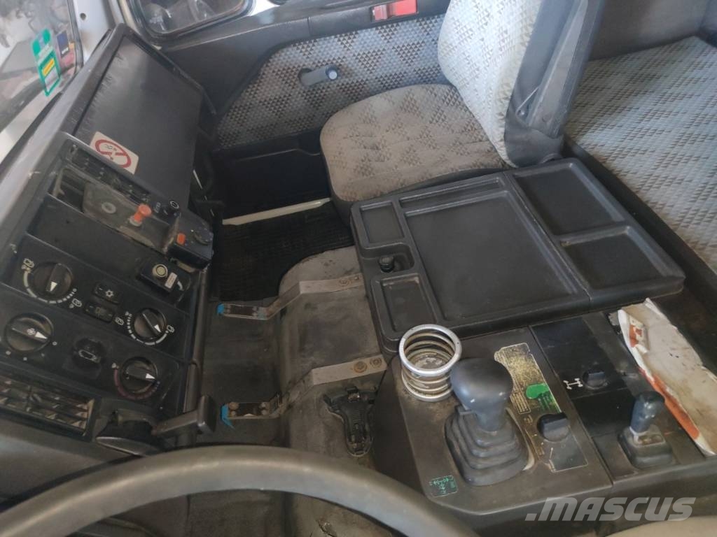 Mercedes-Benz 18.35 Tractor Units