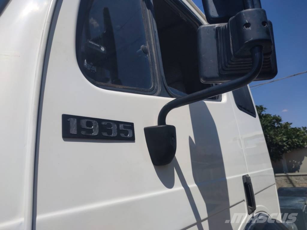 Mercedes-Benz 18.35 Tractor Units